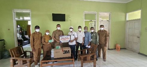 Tanggap Darurat Bencana, PT Krakatau Steel Group Salurkan Bantuan Masker bagi Warga Terdampak Erupsi Gunung Krakatau di Cilegon dan Serang