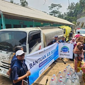 PT Krakatau Steel Group Gelar Pengecekan Kesehatan Gratis dan Salurkan Air Bersih untuk Warga Gunung Batur